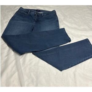 NYDJ Women's Size 8 Blue Wash Bootcut Jeans Classic Denim Fit